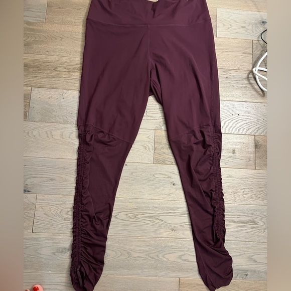 FABLETICS Full Length, Drawstring Bottom, Mid Rise, Maroon Leggings, Size 2X - Picture 1 of 5